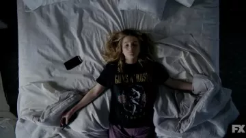 Guns'n Roses t-shirt worn by Willa Givens (Vivian Olyphant) as seen in Justified: City Primeval (Season 1)