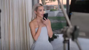 Skims Fleece Corset worn by Kim Kardashian as seen in The Kardashians (S03E08)