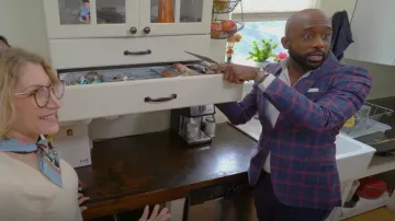 Classic Formal Wear Rental & Sales 2Pc Navy/Fuch­sia Suit worn by Mikel Welch as seen in Hack My Home (S01E02)