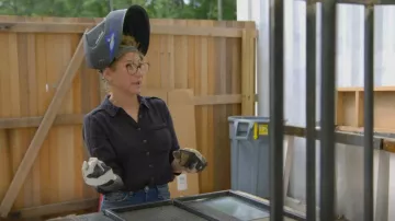 Rails Ellis Long Sleeve Gauze Shirt worn by Jessica Banks as seen in Hack My Home (S01E04)