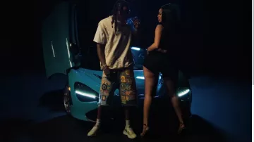 Prada Patent Light Yellow & Silver Americas Cup Sneakers usadas por Quavo en su Turn Your Clic Up (Video Musical Oficial) con Future