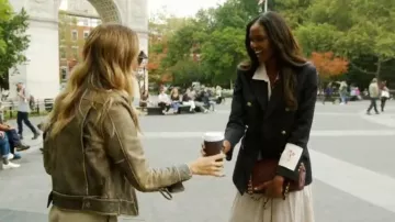 Chanel Borgoña Quilted Calfskin Small Boy Bag usado por Ubah Hassan como se ve en The Real Housewives of New York City (S14E01)