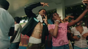 Louis Vuitton Black Leather & Monogram Suede Biker Jacket porté par Fredo dans son Scoreboard feat. Tiggs Da Author (Vidéo officielle)