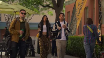 Zara High-Waist Car­go Trousers Pant Camouflage Grren worn by Zaara (Tara Raani) as seen in grown-ish (S06E03)
