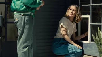 Carhartt Pantalones en gris usados por Will (Seth Rogen) como se ve en Platonic (S01E02)