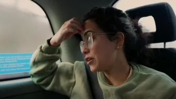 Pretty Little Thing Label Khaki Sueur surdimensionnée portée par Statler comme on le voit dans 90 Day Fiancé: Before the 90 Days (S06E07)