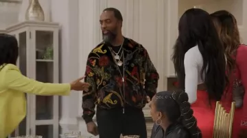 Versace Vel­vet Sweat­shirt Jew­el­ry worn by Marlo as seen in The Real Housewives of Atlanta (S15E10)