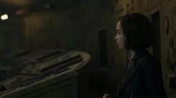 Kelenföld Power Plant as the room where the Skrulls experiment with a new weapon in Secret Invasion (S01E02)