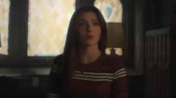 Rolla's Long Sleeve Rib Baby Tee worn by Nancy Drew (Kennedy McMann) as seen in Nancy Drew (S04E08)