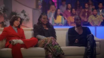 Dries Van Noten Silk Floral Pants usados por Annika Longstreet (Justine Skye) como se ve en grown-ish (S06E04)