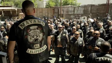 Mayans MC California leather vest worn by Ezekiel 'EZ' Reyes (J. D. Pardo) as seen in Mayans M.C. (S05E10)