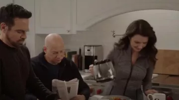 Lululemon Define Jacket Luon porté par Charlotte York (Kristin Davis) comme on le voit dans And Just Like That... (S02E06)
