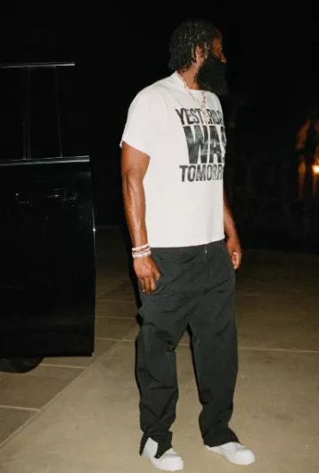 White Tomorrow Was Today camiseta usada por James Harden en su cuenta de Instagram @jharden13