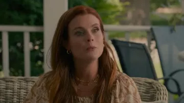 Collar de cadena Madewell Delicate Collection Demi-Fine Paperclip usado por Maddie Townsend (JoAnna Garcia) como se ve en Sweet Magnolias (S03E04)