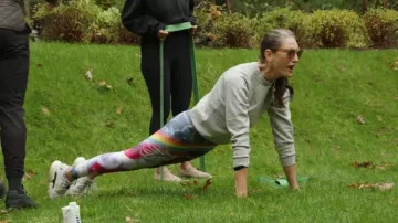 Black Milk Hell oui Leggings portés par Jenna Lyons comme on le voit dans The Real Housewives of New York City (S14E02)