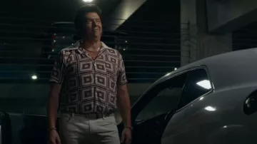 Chemises en viscose d’Oas portées par Jesse Gemstone (Danny McBride) comme on le voit dans The Righteous Gemstones (S03E07)