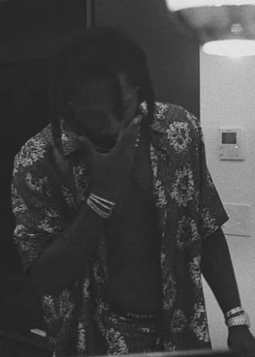 Dior Tears Blue Oblique Wreath Shirt worn by Future on the Instagram account @future