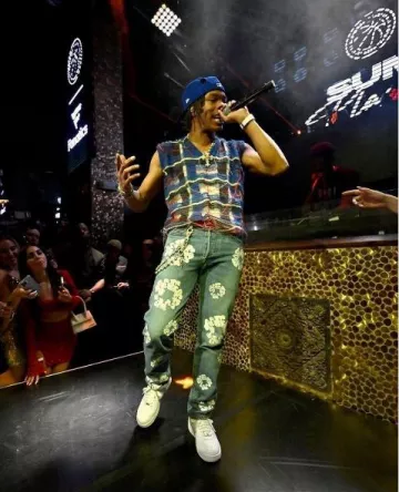 Zapatillas Nike Air Force 1 Low White usadas por Lil Baby en su actuación en vivo