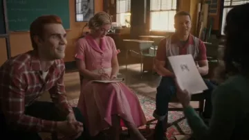 Xflwam 1950s Cape Col­lar Vin­tage Swing Dress worn by Betty Cooper (Lili Reinhart) as seen in Riverdale (S07E16)