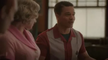 Chemise Cubavera portée par Clay Walker (Karl Walcott) vue dans Riverdale (S07E16)