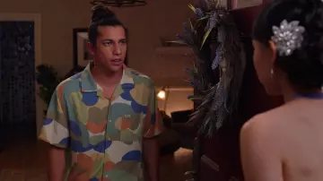 RVCA Printed Shirt worn by Trent Harrison (Benjamin A. Norris) as seen in Never Have I Ever (S04E09)