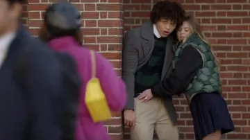 Kapital Ny­lon Di­et Keel Weav­ing Vest worn by Baxter (Lucie McKenzie) as seen in And Just Like That… (S02E07)