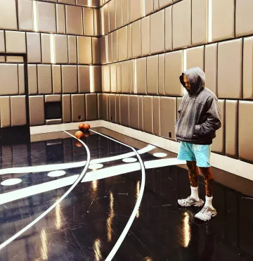 Balenciaga Grey Rubber HD Sandals worn by Chris Brown on the Instagram account @chrisbrownofficial