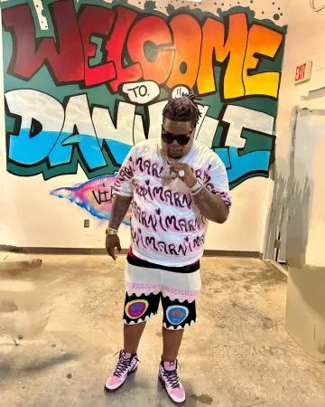 Marni White & Pink Logo Stripe T-Shirt worn by Big Homiie G on his Instagram account @bighomiieg