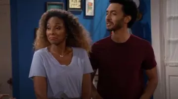 Madewell V Neck T-shirt worn by Mrs Ripp(Napiera Groves) as seen in Pretty Freekin Scary (S01E02)