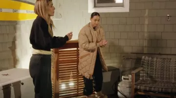 Manteau imprimé Hermès porté par Sai De Silva vu dans The Real Housewives of New York City (S14E03)