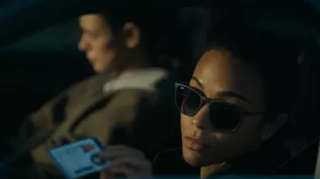 Ray-ban Erika Lunettes de soleil portées par Joe (Zoe Saldana) comme on le voit dans Special Ops: Lioness (S01E02)