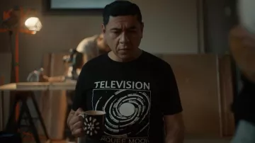 Redbubble Tele­vi­sion Vin­tage 6 Es­sen­tial T-Shirt worn by Julio (Chris Estrada) as seen in This Fool (S02E05)