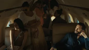 Zimmermann Lyre Linen Mi­di Skirt worn by Aaliyah (Stephanie Buddenbrock) as seen in Special Ops: Lioness (S01E03)