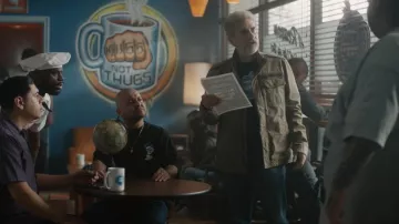 Chaqueta militar de algodón lavado para hombre de Levi's usada por el ministro Payne (Michael Imperioli) como se ve en This Fool (S02E10)