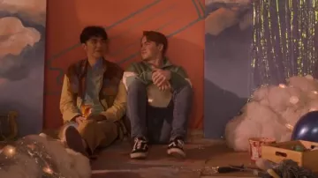 Vans Old Skool Vr3 Premium Trainers in Black and White worn by Nick Nelson (Kit Connor) as seen in Heartstopper (S02E08)