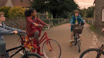 Hunter Red Rain Boots worn by Pepper (Amma Ris) as seen in Good Omens (S01E05)