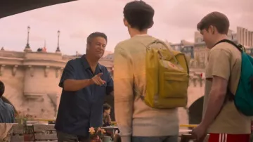 Mochila deportiva Kånken unisex Fjallraven usada por Charlie Spring (Joe Locke) como se ve en Heartstopper (S02E06)
