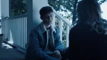 Levis Type III Sherpa Trucker Jacket usada por Luke Chambers (Griffin Gluck) como se ve en Cruel Summer (S02E09)