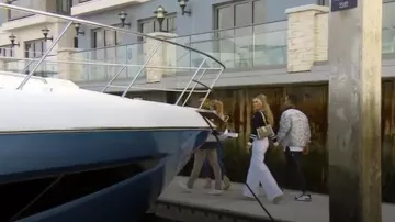 Gucci Pad­lock GG Medi­um Shoul­der Bag worn by Jennifer Pedranti as seen in The Real Housewives of Orange County (S17E09)