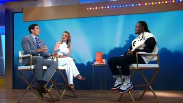 Mules en cuir hommage Saint Laurent portées par Eva Pilgrim vues dans Good Morning America le 4 août 2023