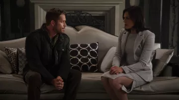 Grey Blazer worn by Regina Mills (Lana Parrilla) in Once Upon a Time TV series wardrobe (Season 4 Episode 1)