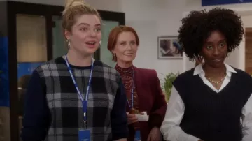 Ulla Johnson Au­re­lia Turtle­neck worn by Miranda Hobbes (Cynthia Nixon) as seen in And Just Like That… (S02E08)