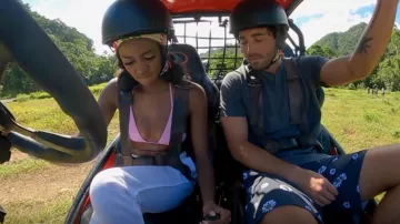 Caslon Tulip Hem Linen Pants portés par Charity Lawson comme on le voit dans The Bachelorette (S20E07)