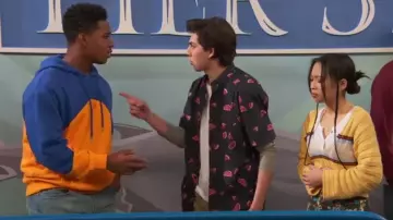 Icecream Wavy Cot­ton Hood­ie worn by Booker Baxter (Issac Ryan Brown) as seen in Raven's Home (S06E14)