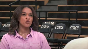 Universal Thread at Target Short Sleeve Button-Front Boilersuit worn by Danya Bacchus as seen in CBS Mornings on August 9, 2023