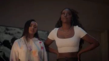 Sweat à capuche imprimé surdimensionné au scotch et au soda porté par Kiela Hall (Daniella Perkins) vu dans grown-ish (S06E07)