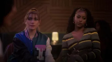 Icecream Trillizos Chaqueta de Letterman usada por Lauryn Daniels (Amelie Zilber) como se ve en trajes de programas de televisión para adultos (S06E07)