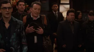 Luxorro Full Grain Leather Brief­case worn by Dickie Glenroy (Jeremy Shamos) as seen in Only Murders in the Building (S03E02)