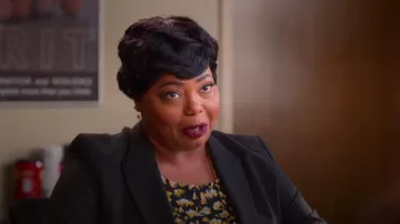 Alfani Abstract Graphic T Shirt worn by Principal Grubbs (Cocoa Brown) as seen in Never Have I Ever (S04E01)