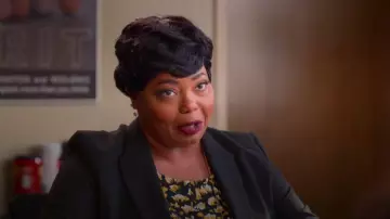 Alfani Abstract Graphic T Shirt worn by Principal Grubbs (Cocoa Brown) as seen in Never Have I Ever (S04E01)